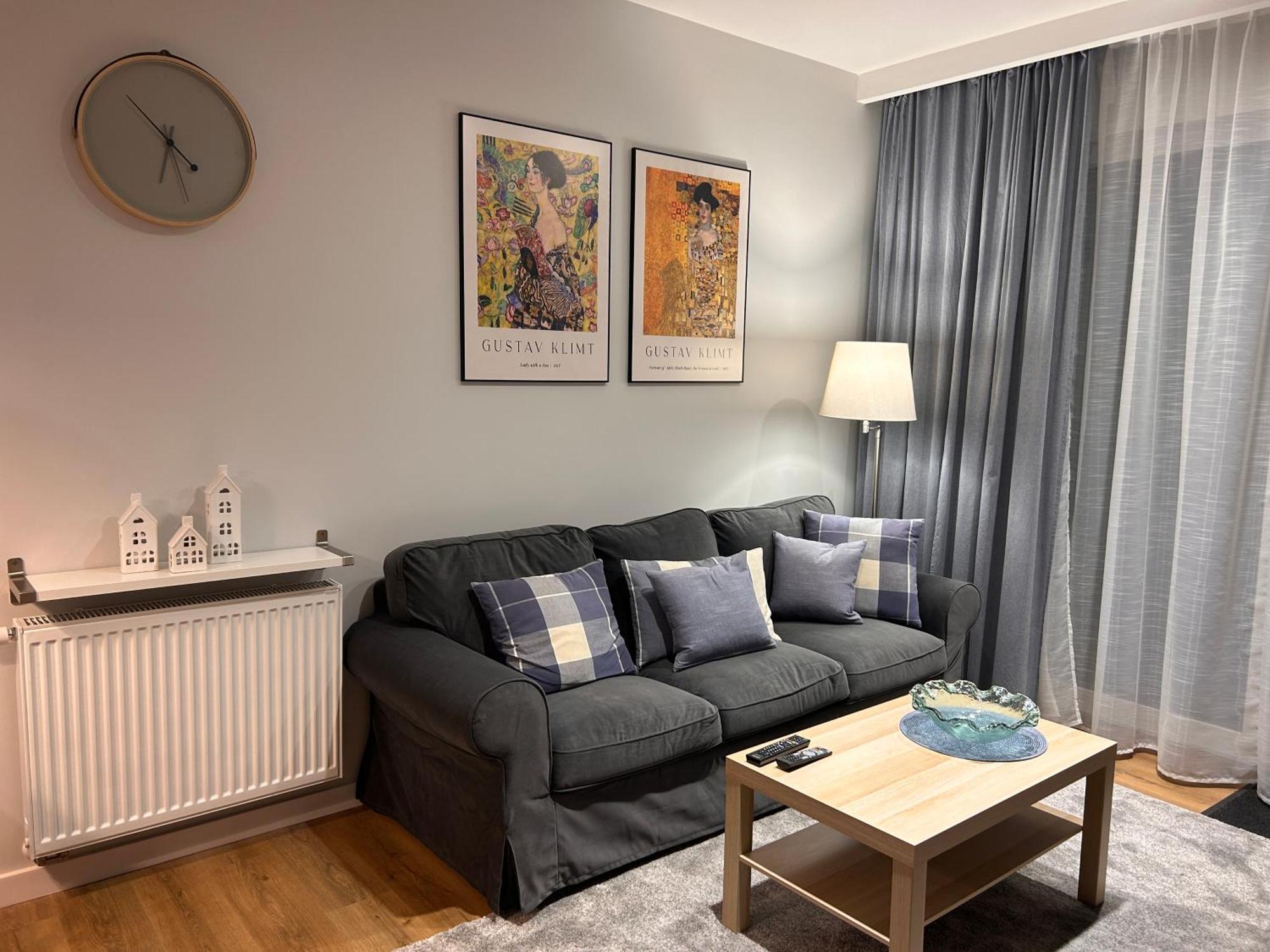 Boleslaviaapartments - Apartament Merci 4, Private Parking Free, Air Condition Boleslawiec  Bagian luar foto
